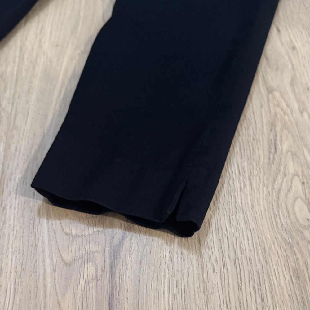 Banana Republic Black Ankle Pants

Size 6P (Petite) - Picture 5 of 8